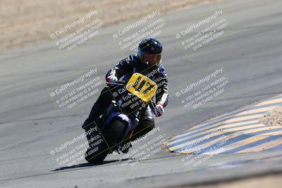 media/Mar-12-2022-SoCal Trackdays (Sat) [[152081554b]]/Turn 10 (130pm)/